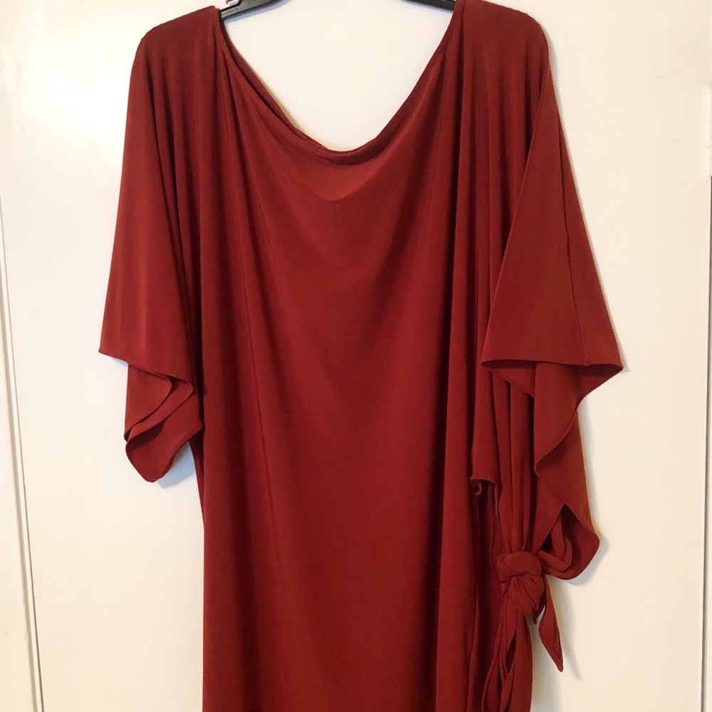 Abi Ferrin dress to wear multiple ways.